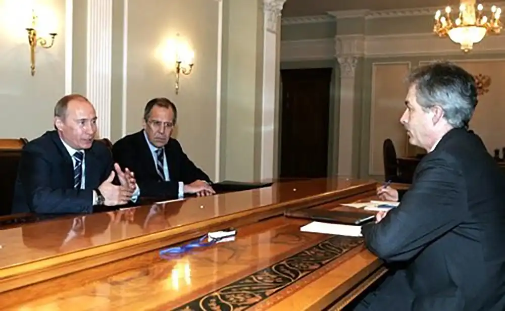 William Burns, the then US ambassador, with Putin and Lavrov in Moscow in 2008
