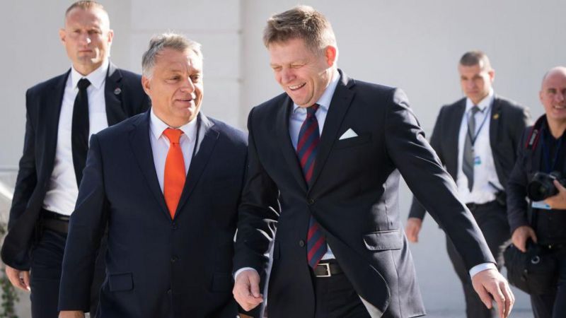 Багато коментаторів називають Фіцо словацьким Орбаном, проросійським прем'єр-міністром Угорщини