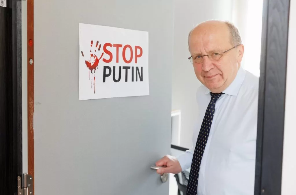 Will Lithuania start building an anti-Putin Western coalition to implement Russia’s anti-Putin strategy? | Member of the Supervisory Board NGO ”EAC” Andrius Kubilius